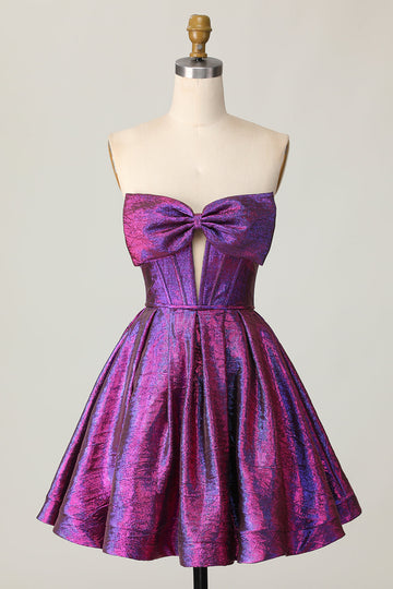 Corsé Metálico Morado Oscuro Strapless A Line Homecoming Dress